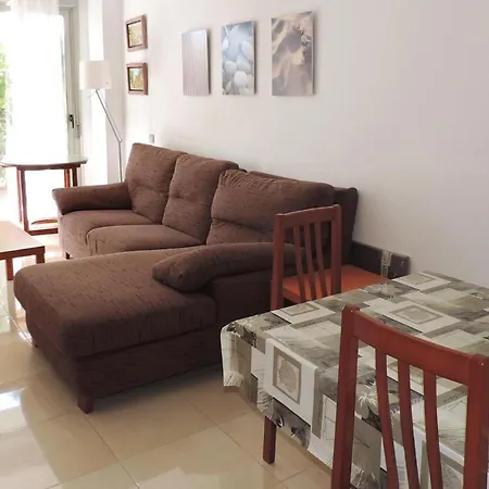 At106 Nova Torredembarra Apartament